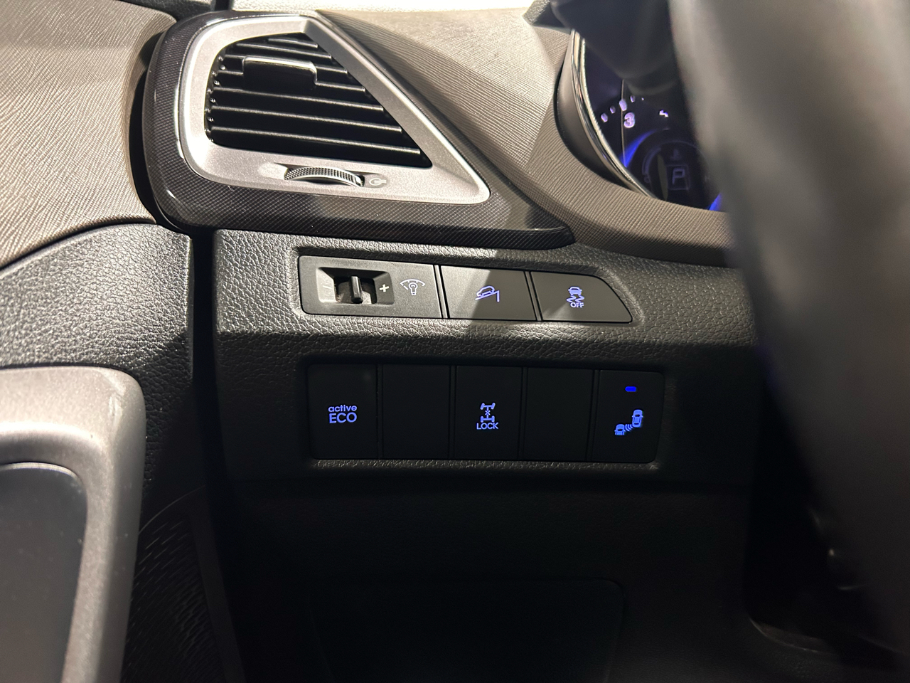 Hyundai Santa Fe AWD 4dr GLS 2014