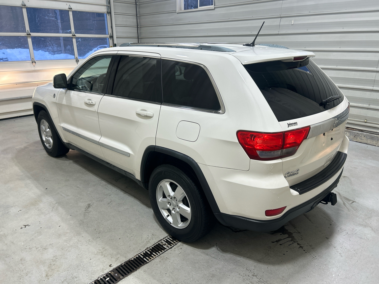 Jeep Grand Cherokee 4WD 4dr Laredo 2011
