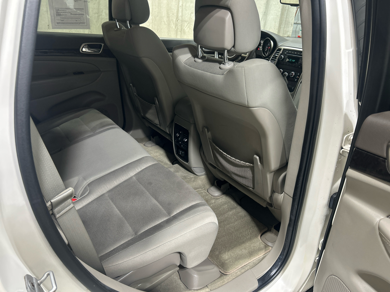 Jeep Grand Cherokee 4WD 4dr Laredo 2011