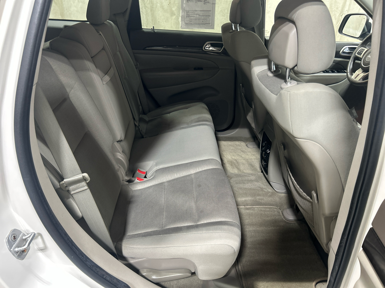 Jeep Grand Cherokee 4WD 4dr Laredo 2011