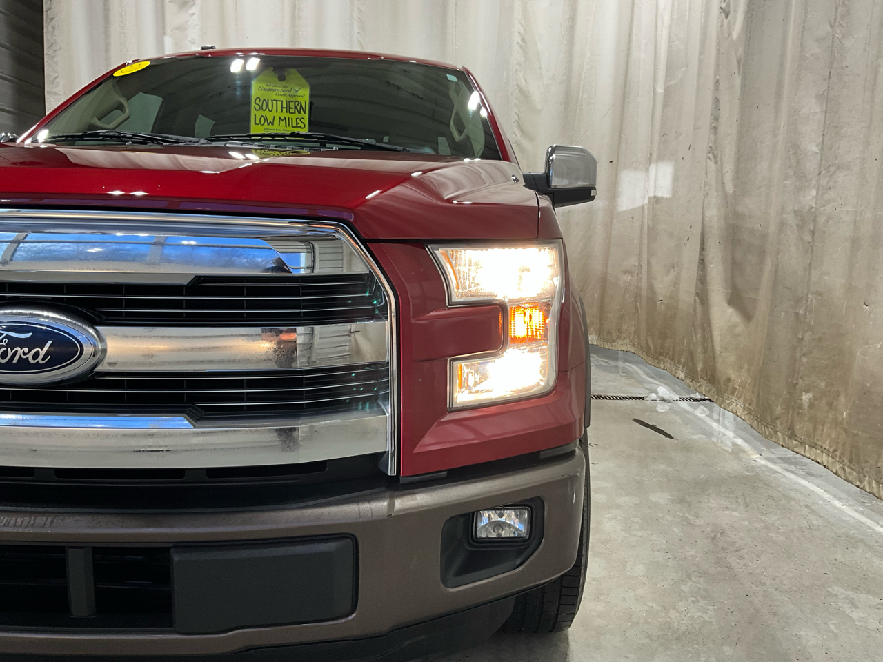 Ford F-150 2WD SuperCrew 157" Lariat 2016