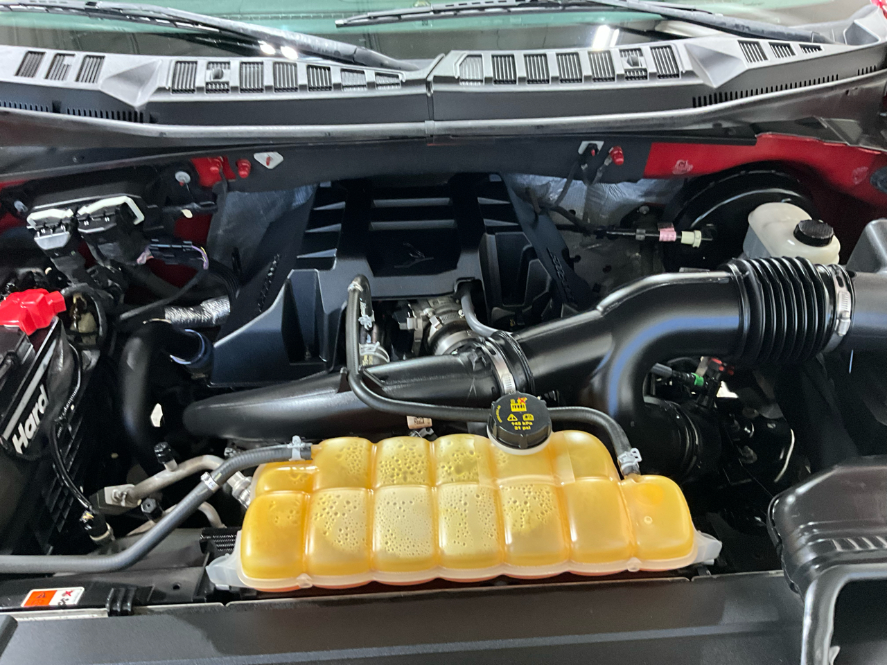 Ford F-150 2WD SuperCrew 157" Lariat 2016