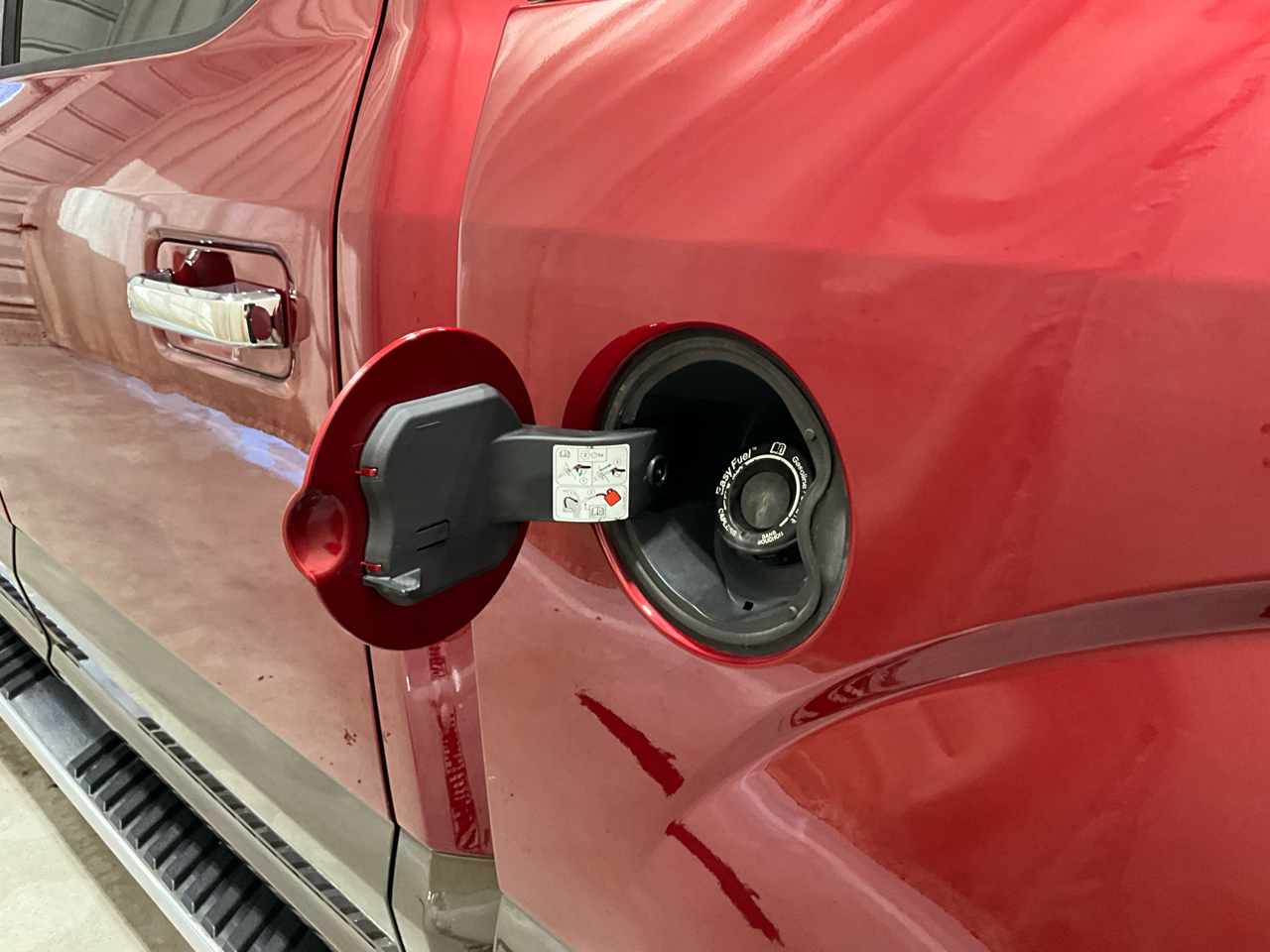 Ford F-150 2WD SuperCrew 157" Lariat 2016