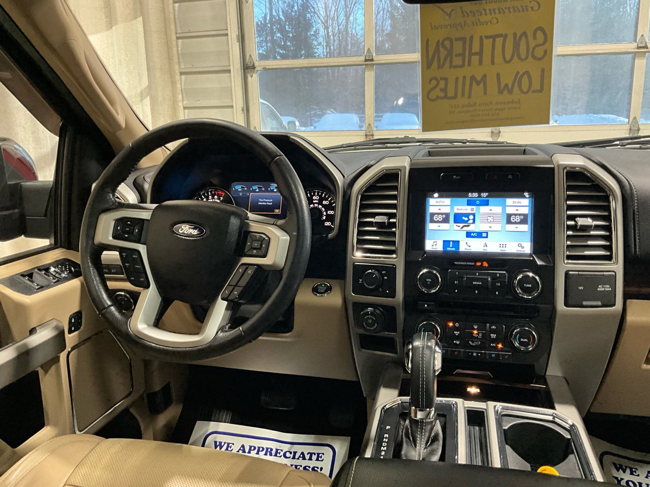 Ford F-150 2WD SuperCrew 157" Lariat 2016