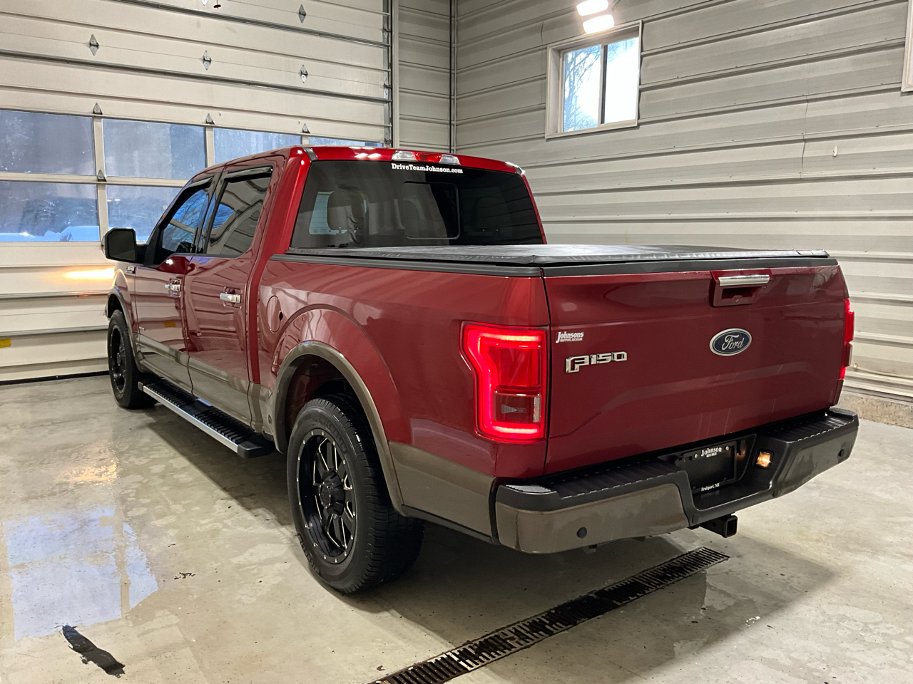 Ford F-150 2WD SuperCrew 157" Lariat 2016