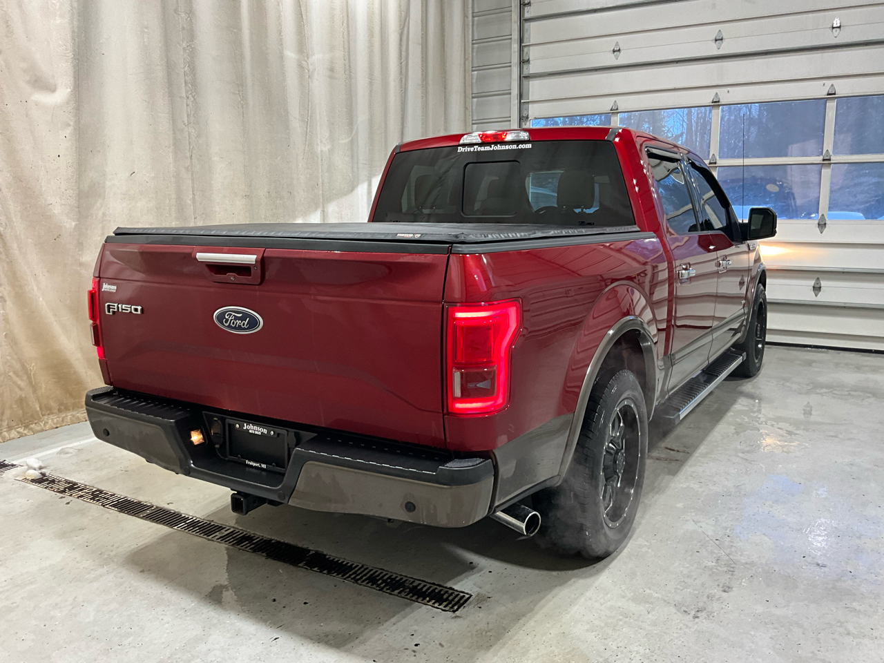 Ford F-150 2WD SuperCrew 157" Lariat 2016
