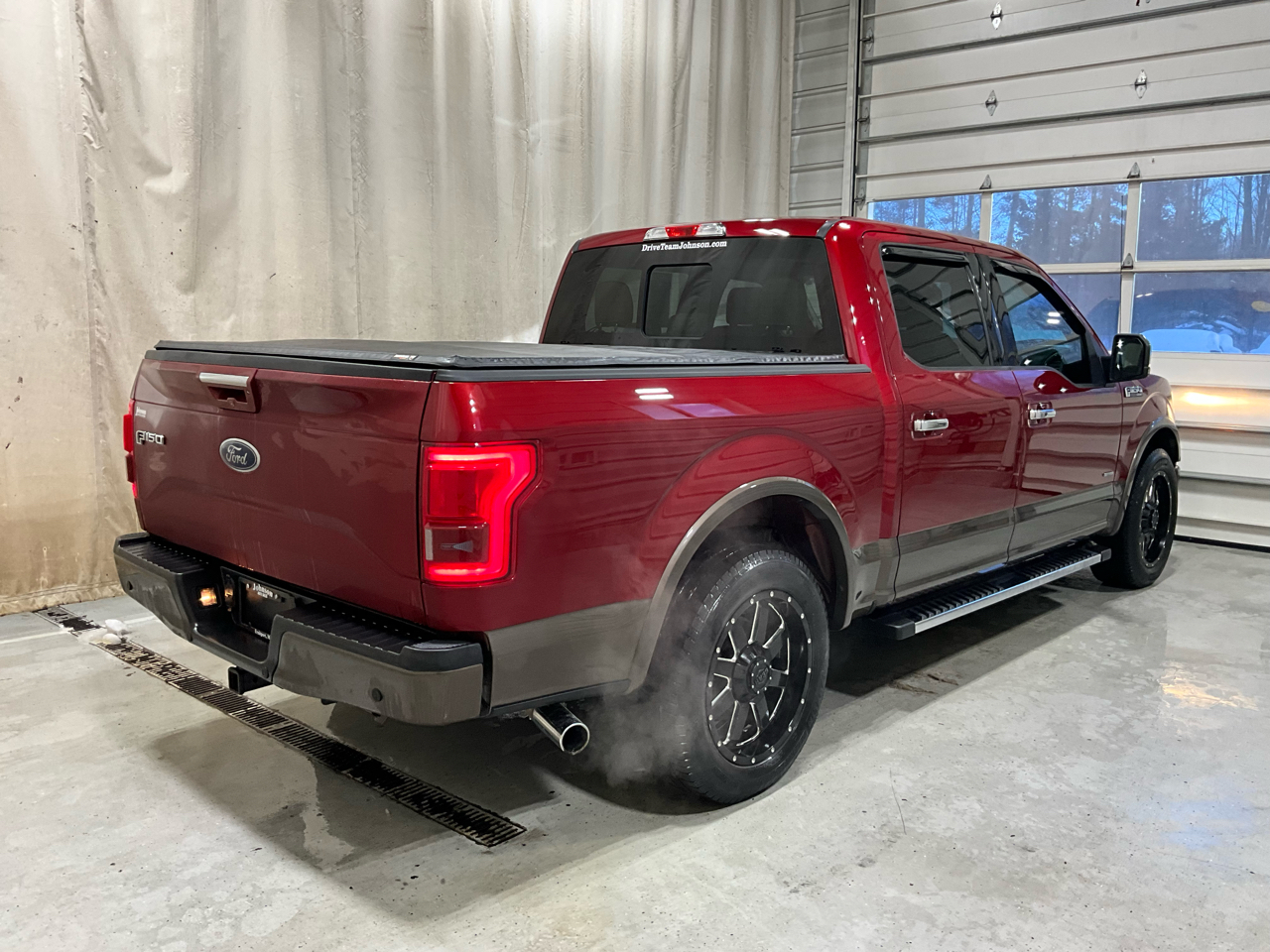 Ford F-150 2WD SuperCrew 157" Lariat 2016