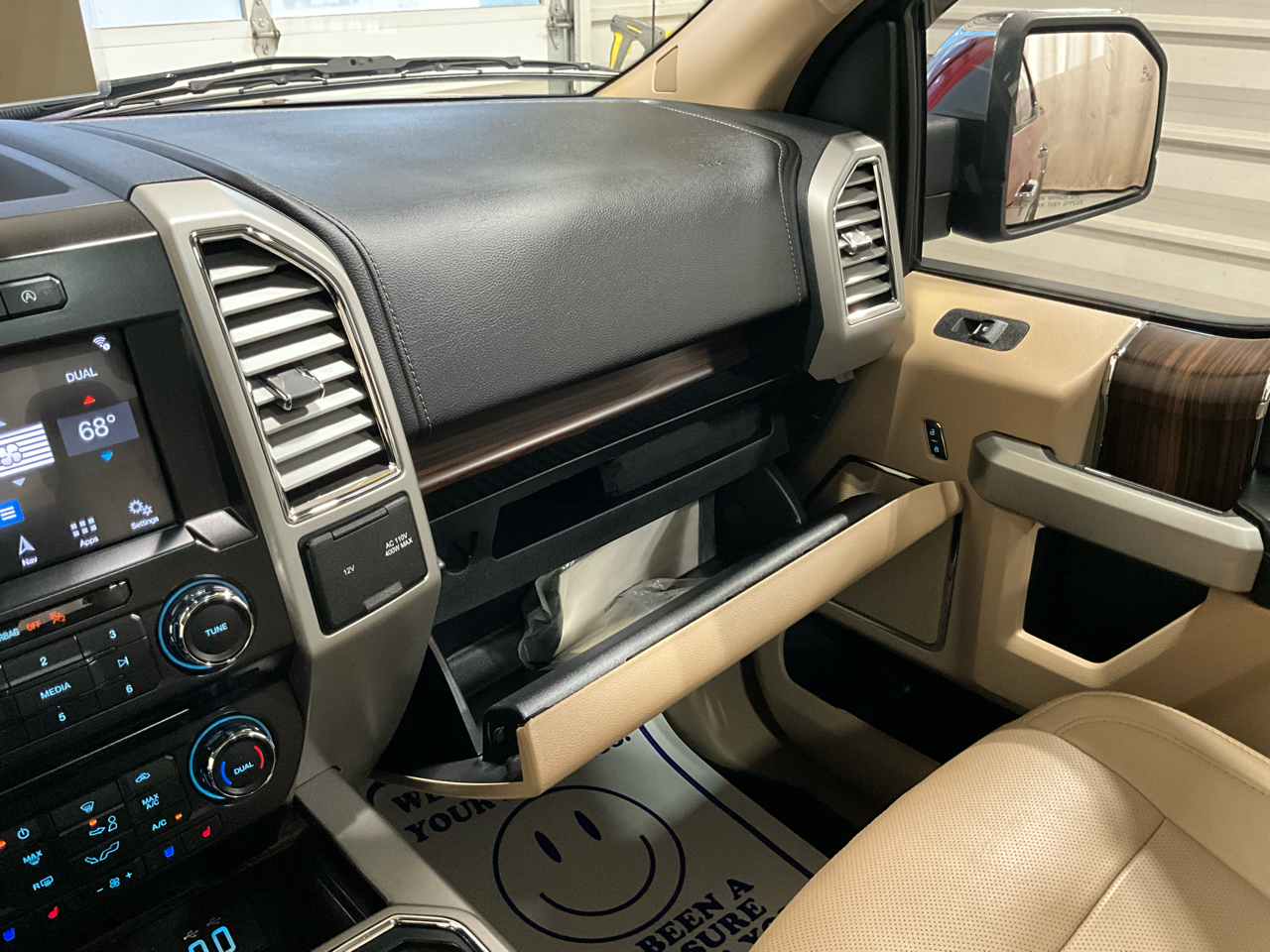 Ford F-150 2WD SuperCrew 157" Lariat 2016