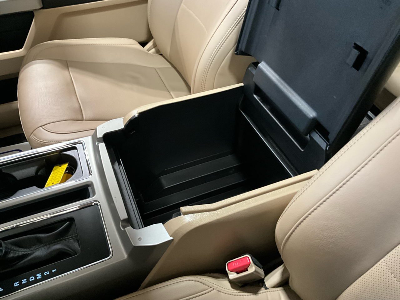 Ford F-150 2WD SuperCrew 157" Lariat 2016