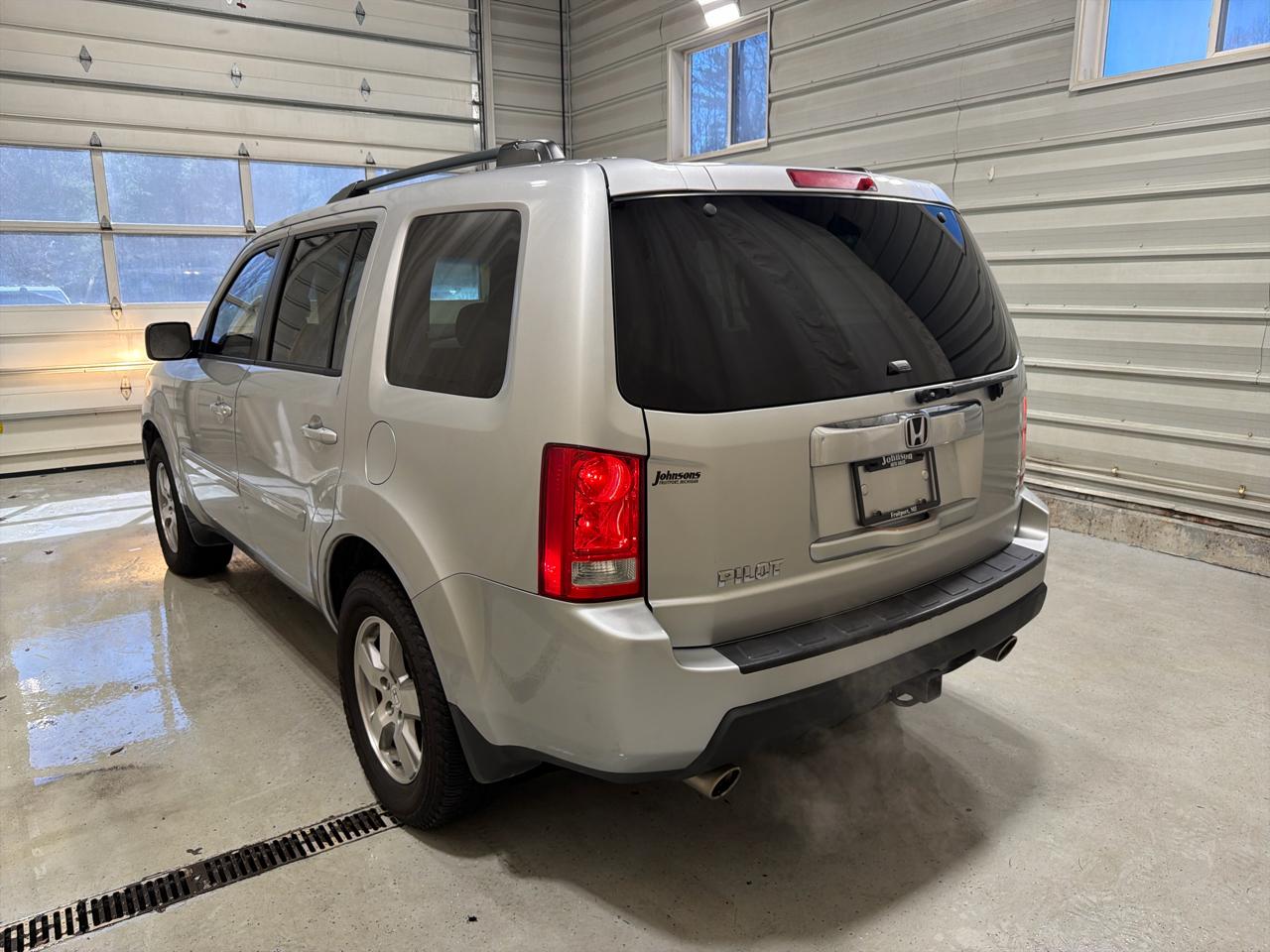 Honda Pilot 2WD 4dr EX-L 2011