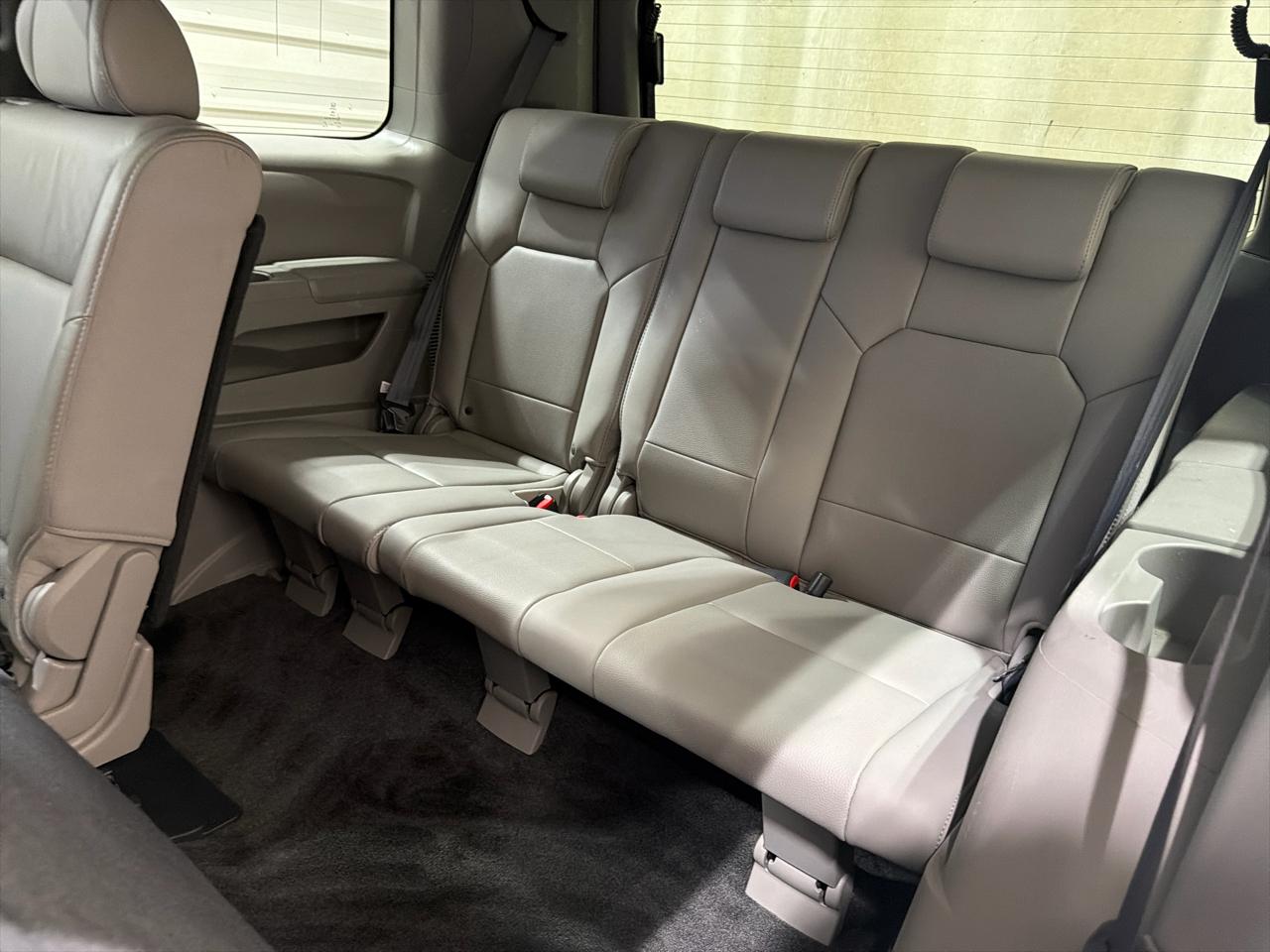 Honda Pilot 2WD 4dr EX-L 2011