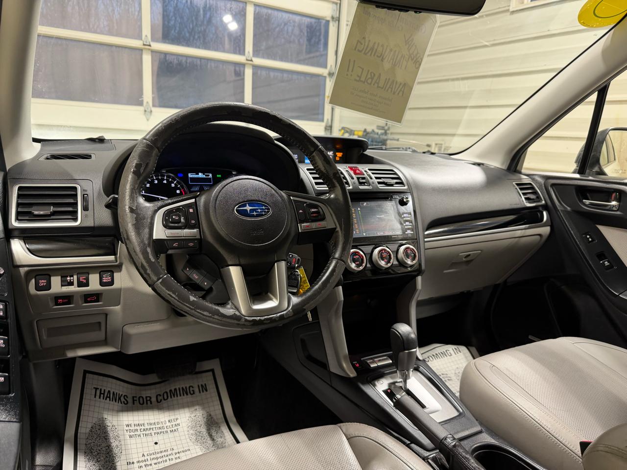 Subaru Forester 2.5i Limited CVT 2017