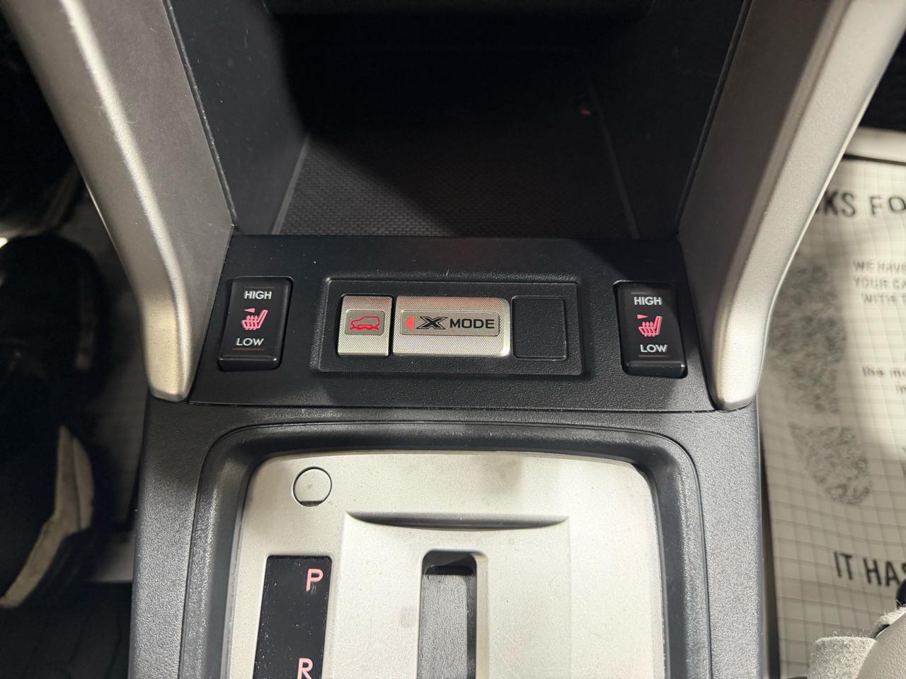 Subaru Forester 2.5i Limited CVT 2017