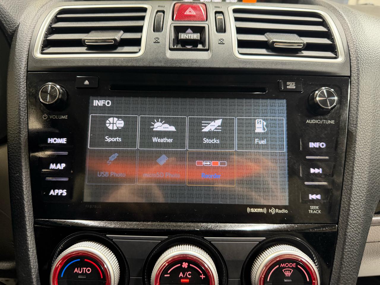 Subaru Forester 2.5i Limited CVT 2017