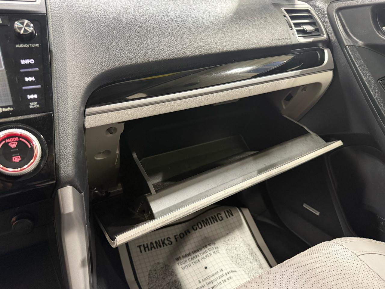 Subaru Forester 2.5i Limited CVT 2017