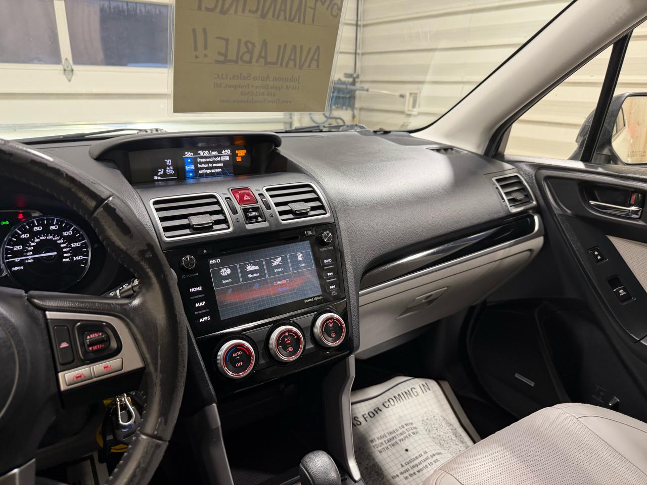 Subaru Forester 2.5i Limited CVT 2017