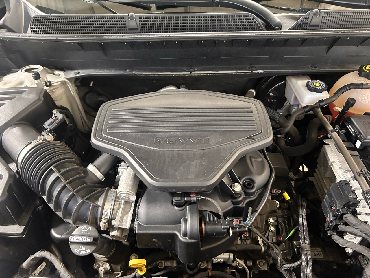 GMC Acadia AWD 4dr AT4 2022