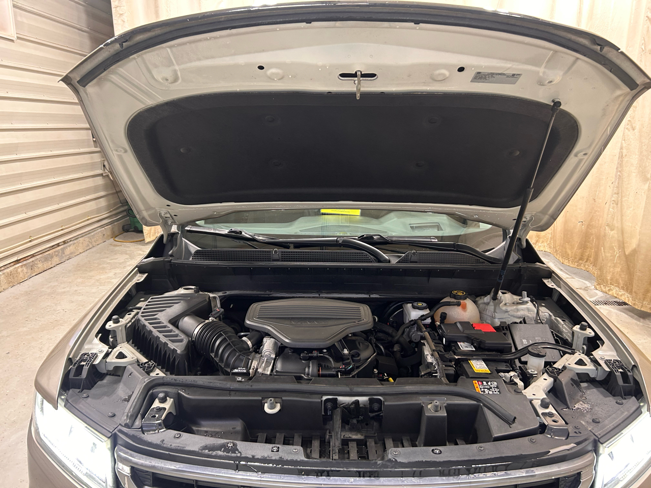 GMC Acadia AWD 4dr AT4 2022