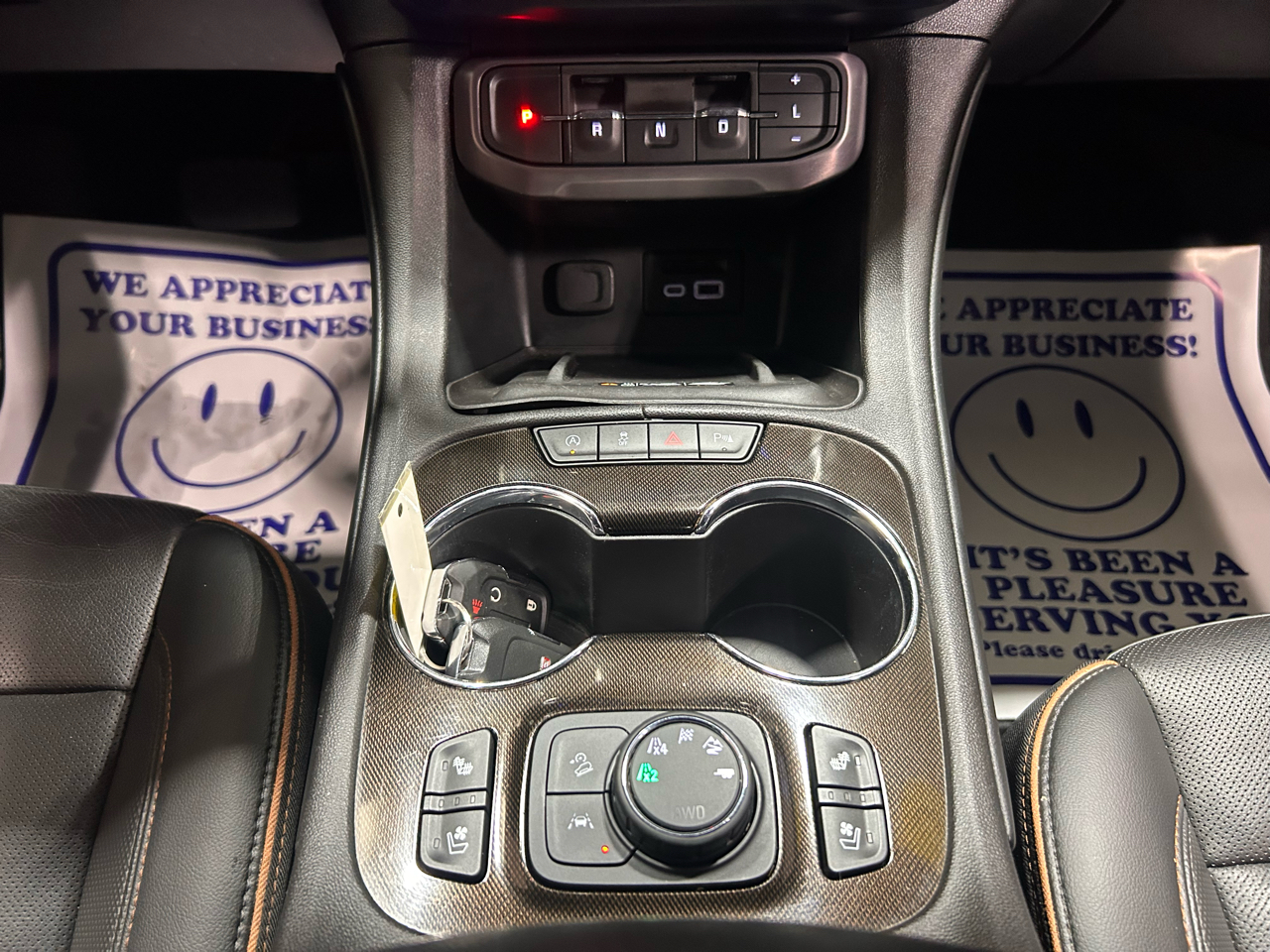 GMC Acadia AWD 4dr AT4 2022