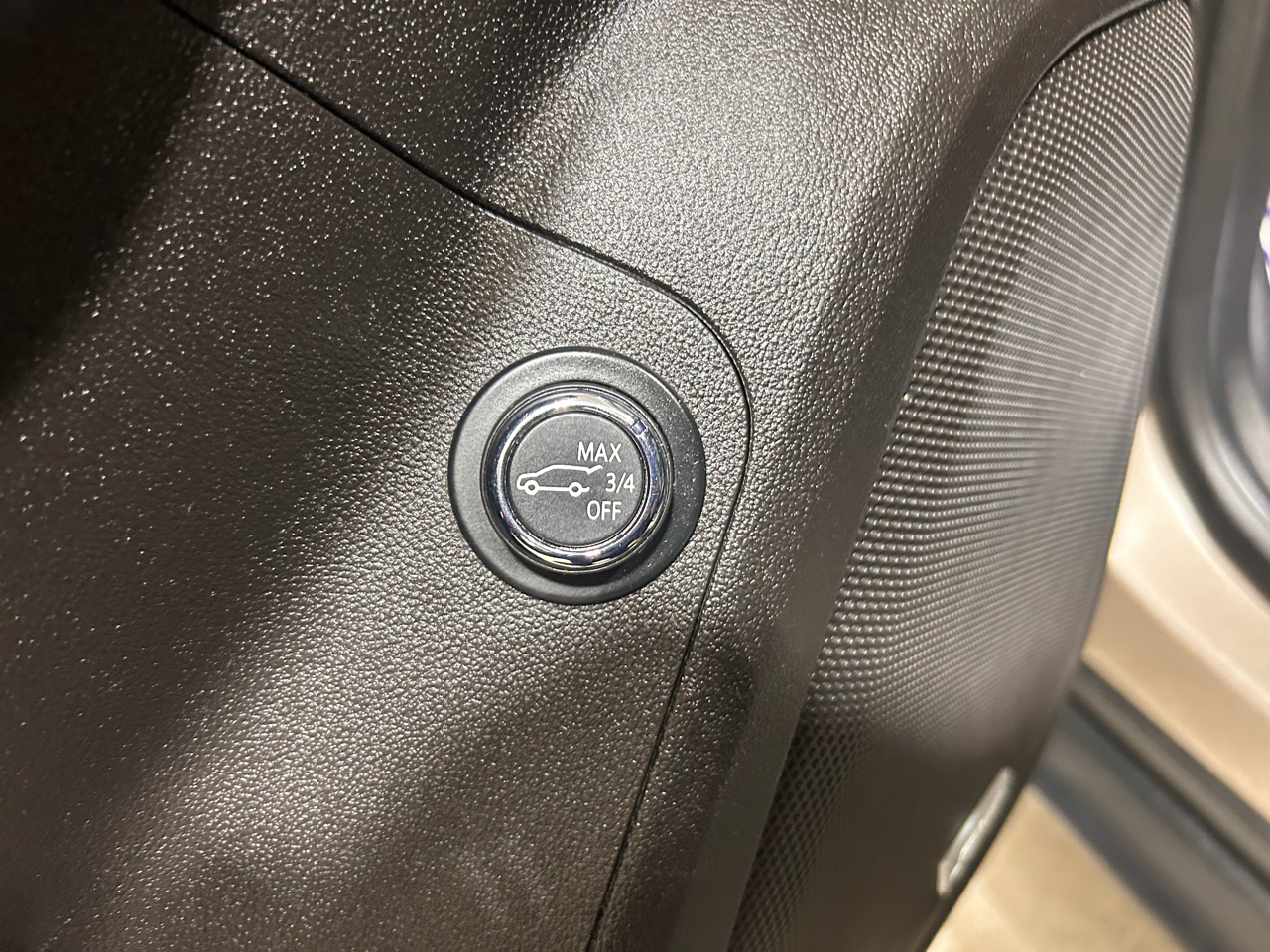 GMC Acadia AWD 4dr AT4 2022