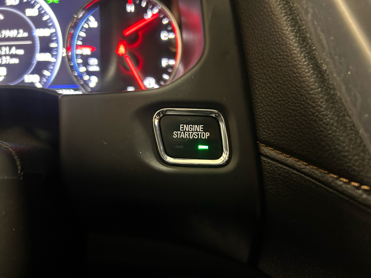 GMC Acadia AWD 4dr AT4 2022