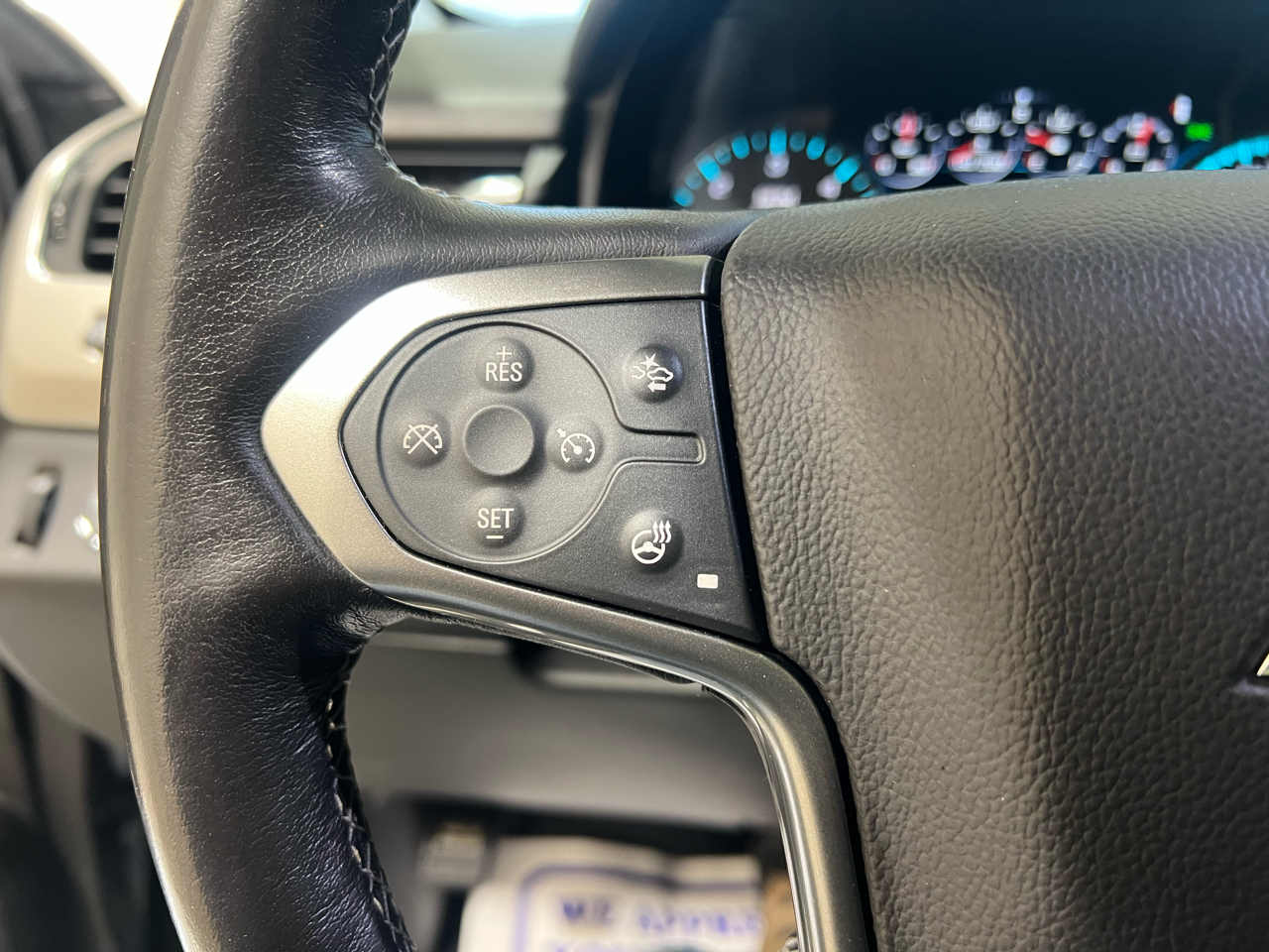 Chevrolet Tahoe 4WD 4dr Premier 2019