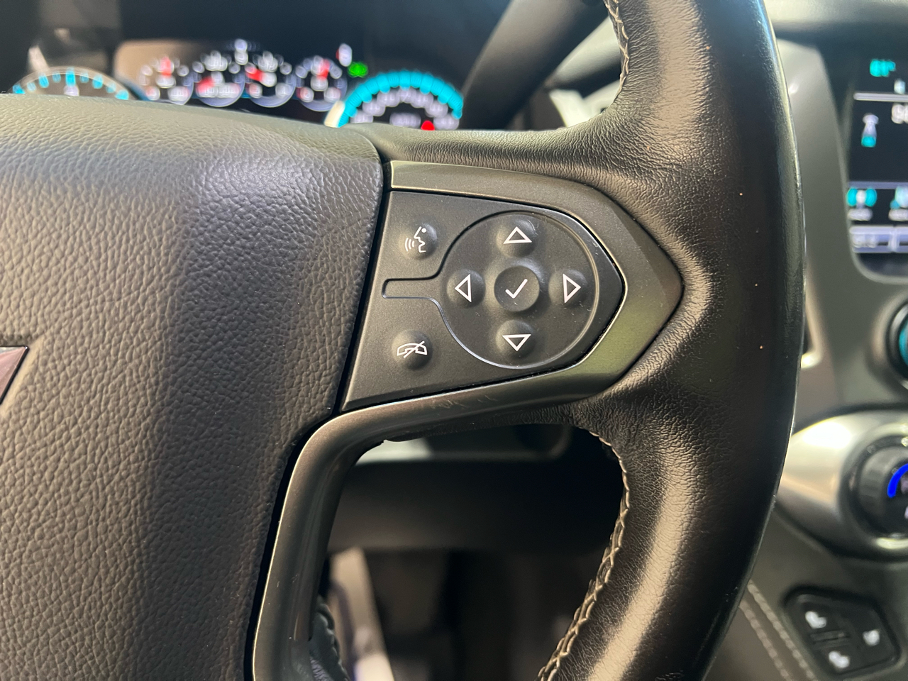 Chevrolet Tahoe 4WD 4dr Premier 2019