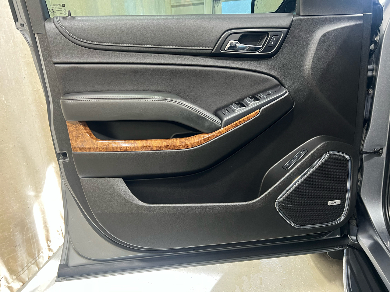 Chevrolet Tahoe 4WD 4dr Premier 2019