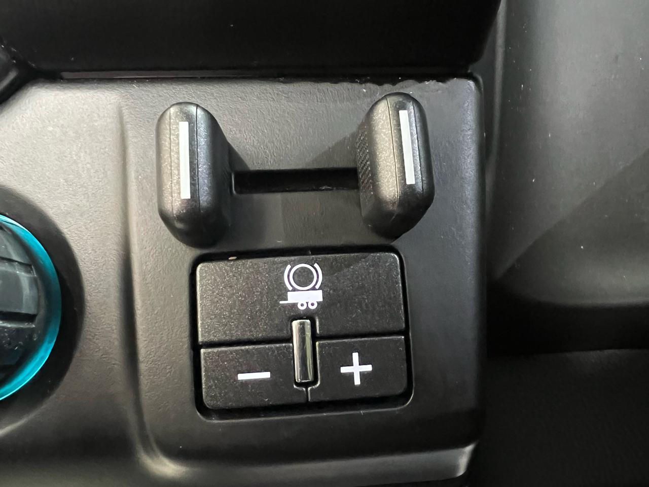 Chevrolet Tahoe 4WD 4dr Premier 2019