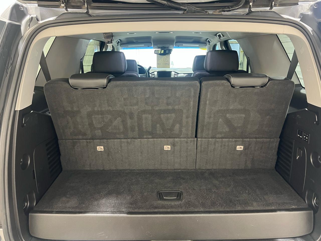 Chevrolet Tahoe 4WD 4dr Premier 2019