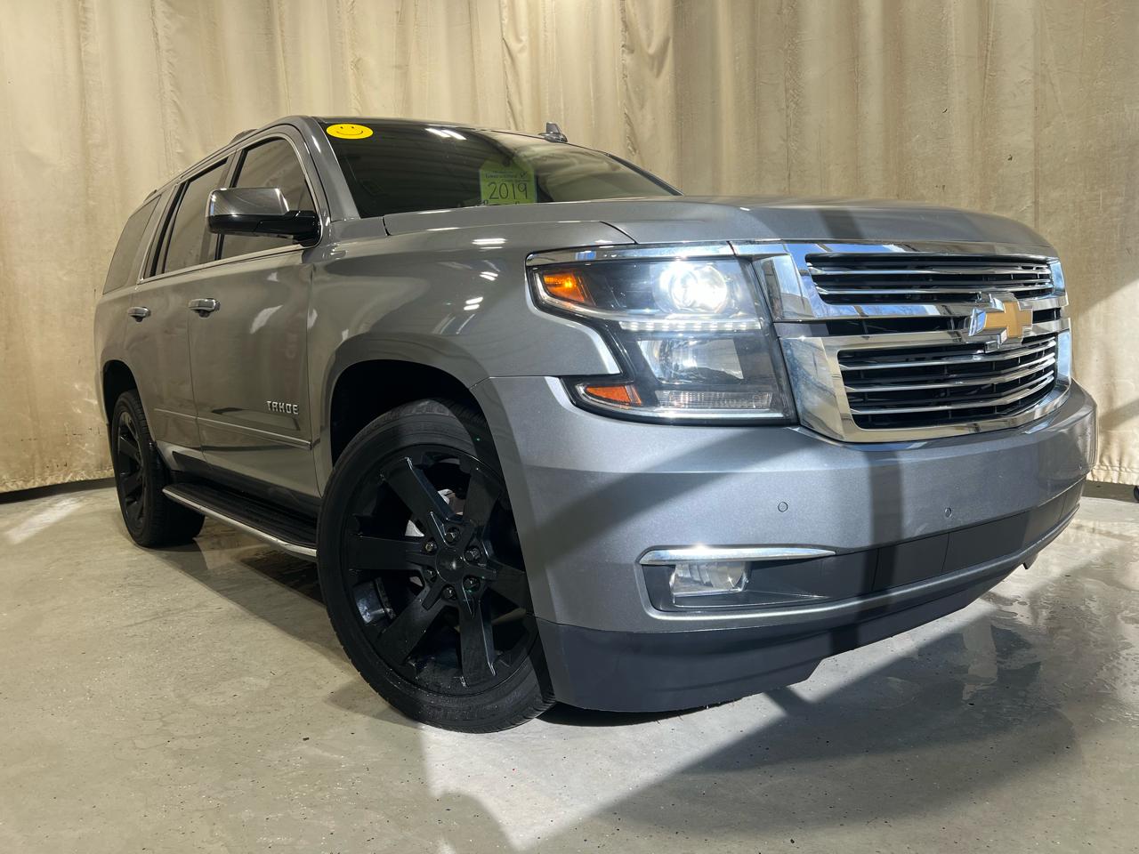 Chevrolet Tahoe 4WD 4dr Premier 2019