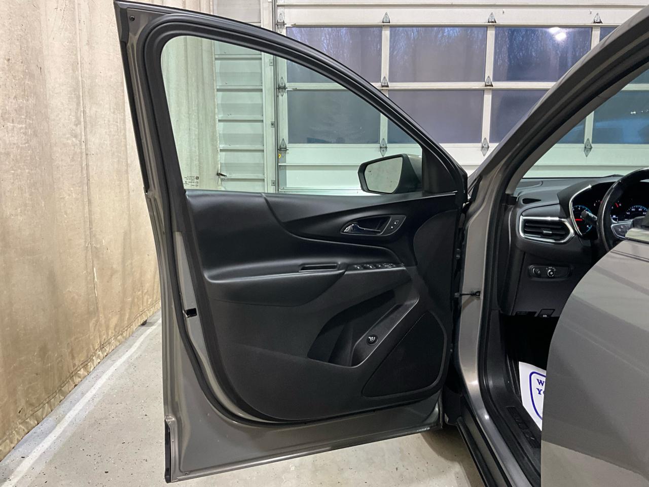 Chevrolet Equinox AWD 4dr LT w/1LT 2018