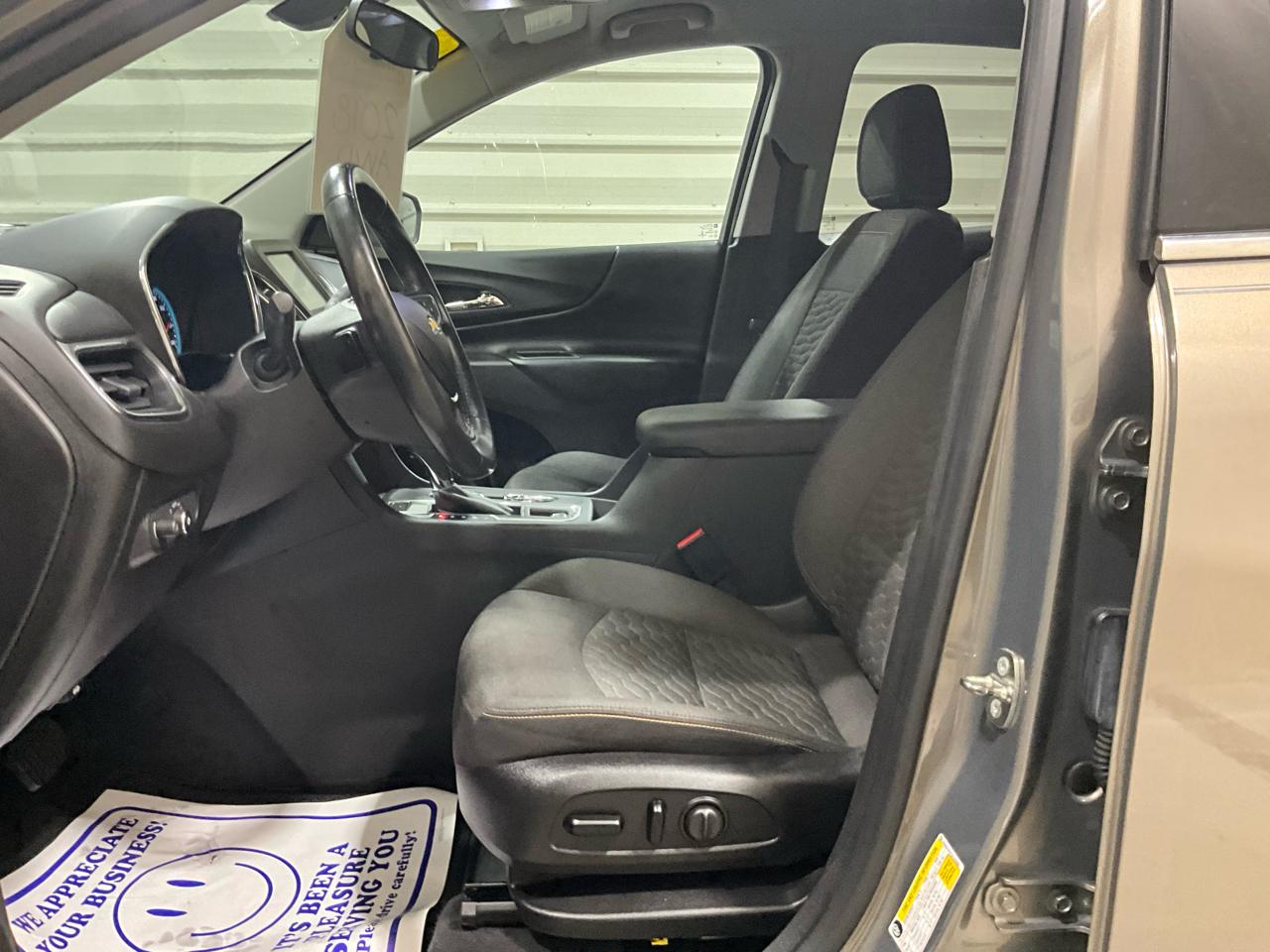 Chevrolet Equinox AWD 4dr LT w/1LT 2018