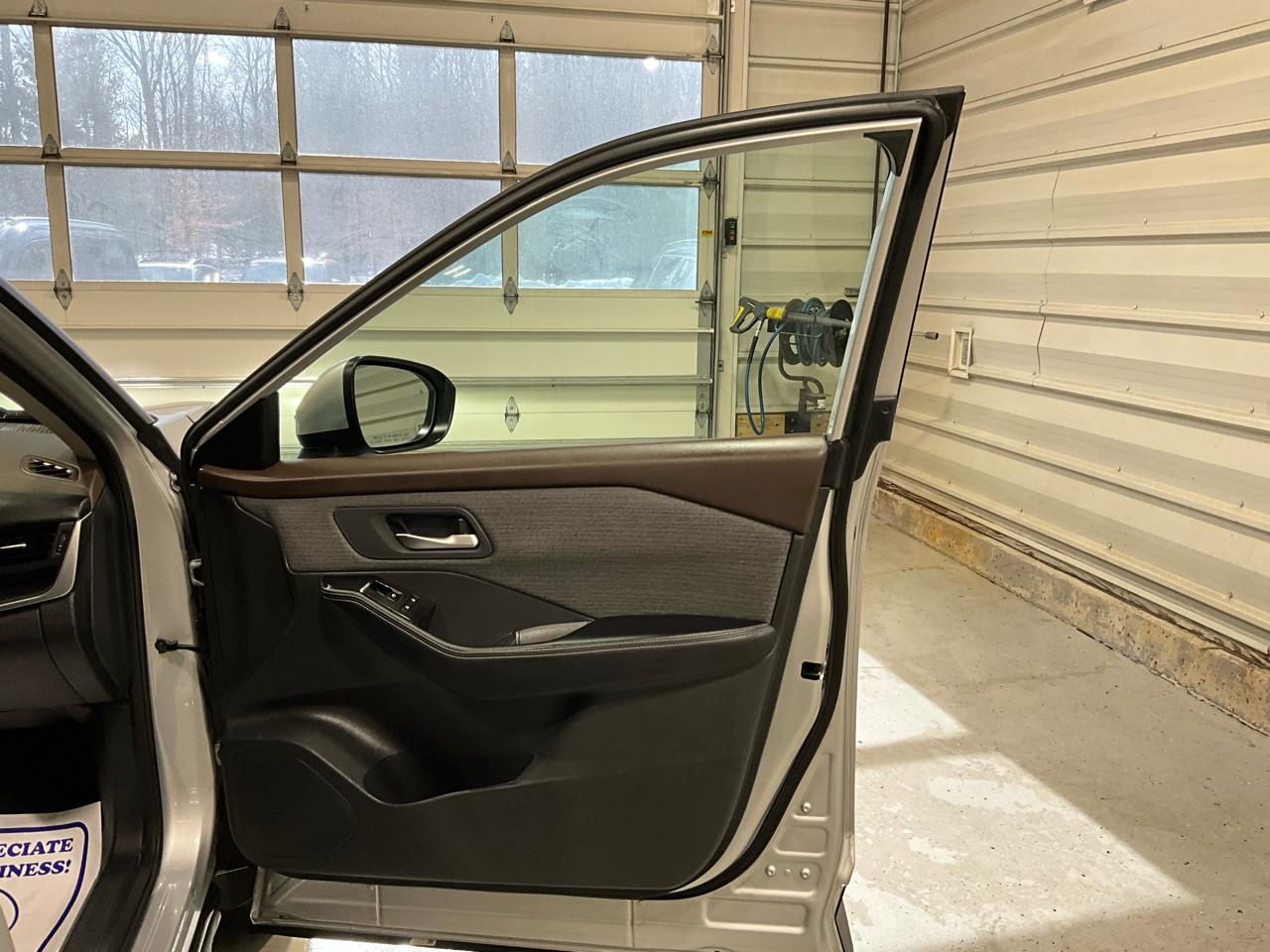 Nissan Rogue AWD SV 2023