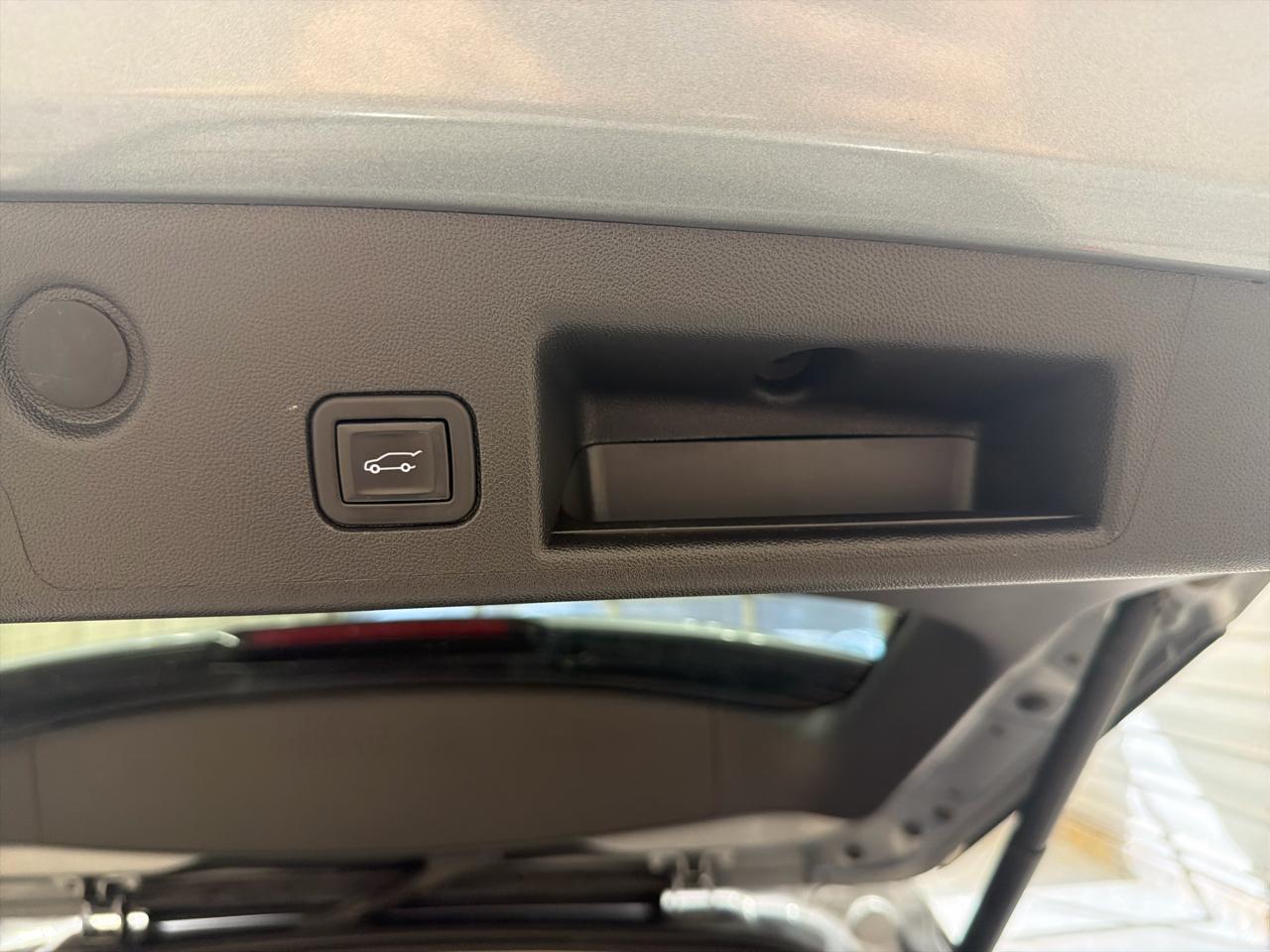 Chevrolet Equinox FWD 4dr LT w/2FL 2023