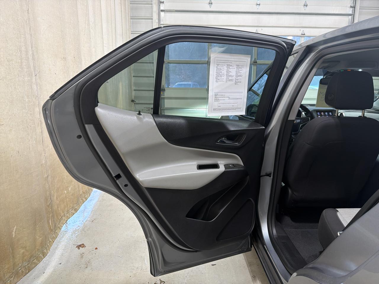 Chevrolet Equinox FWD 4dr LT w/2FL 2023