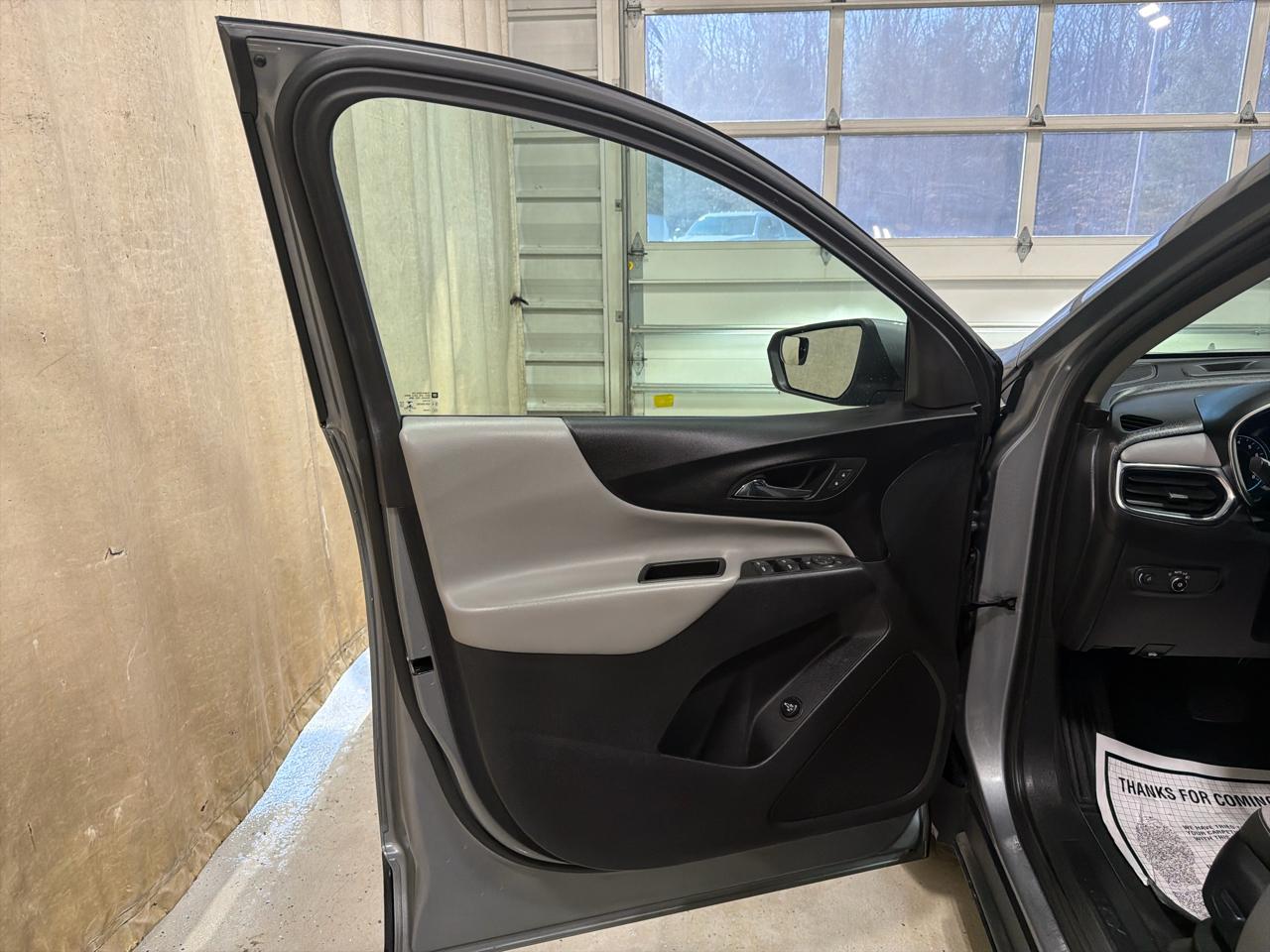 Chevrolet Equinox FWD 4dr LT w/2FL 2023