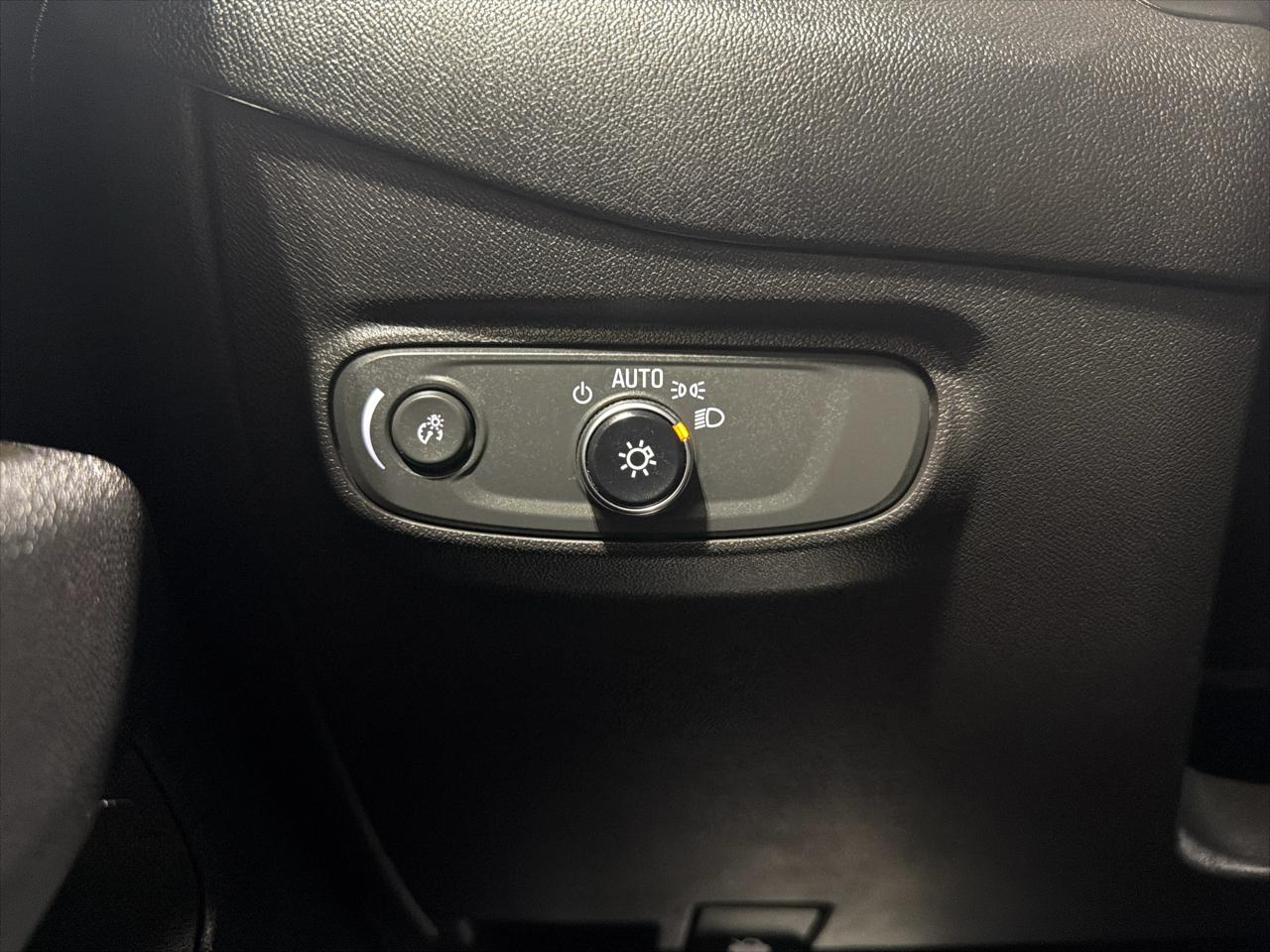 Chevrolet Equinox FWD 4dr LT w/2FL 2023