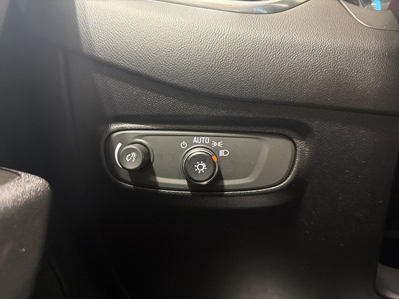 Chevrolet Equinox FWD 4dr LS w/1LS 2019