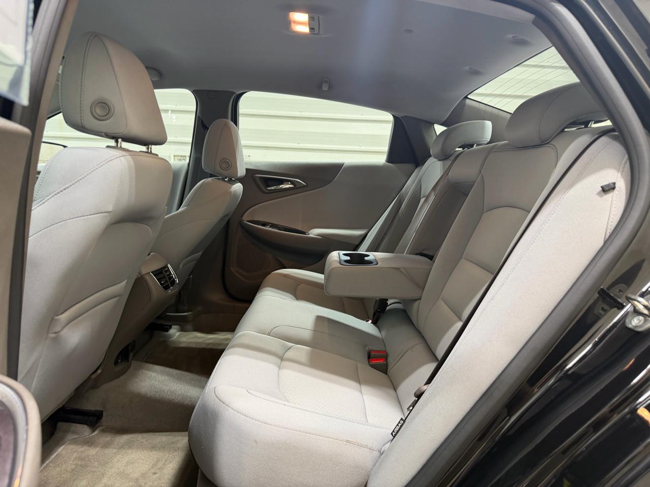 Chevrolet Malibu 4dr Sdn LT w/1LT 2017