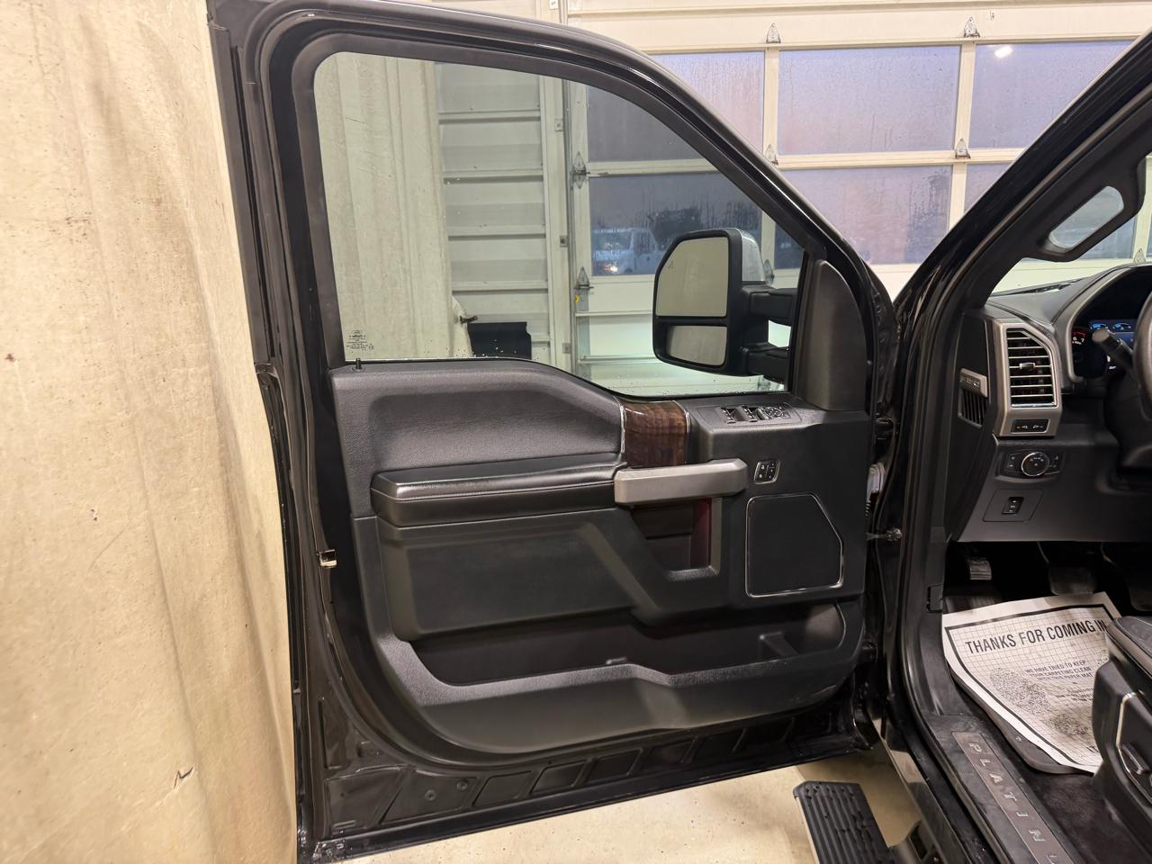 Ford F-150 4WD SuperCrew 157" Platinum 2016