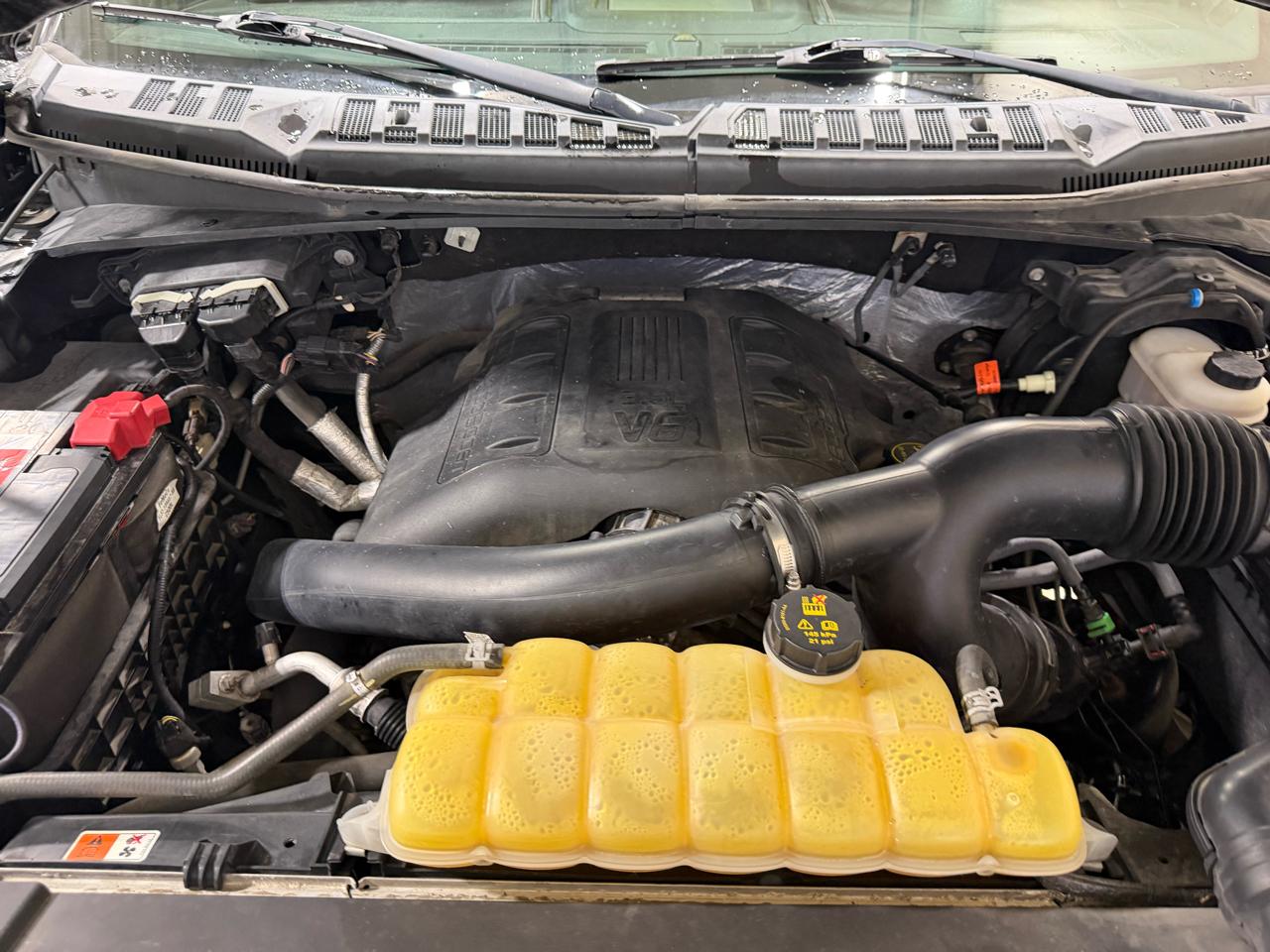 Ford F-150 4WD SuperCrew 157" Platinum 2016