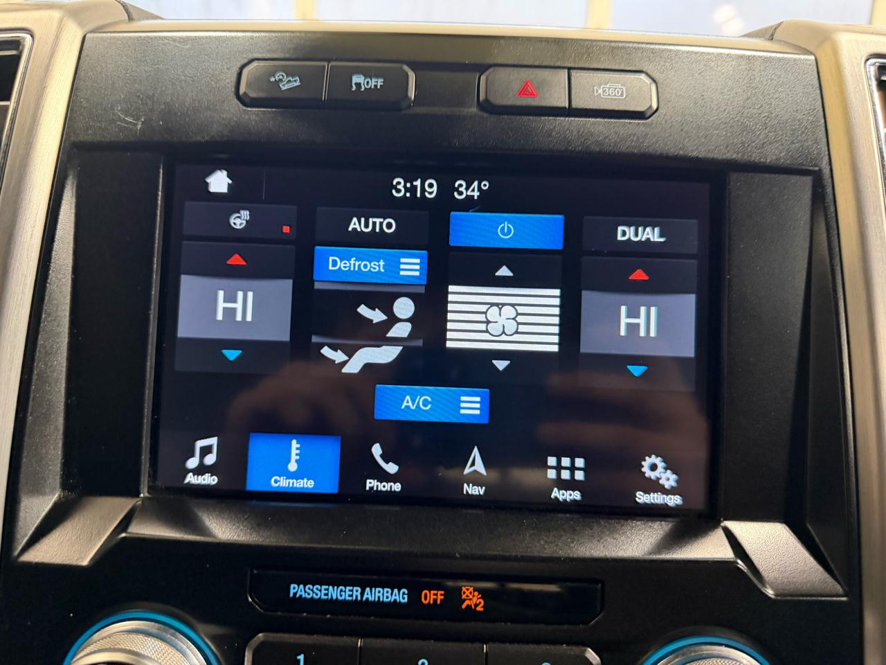 Ford F-150 4WD SuperCrew 157" Platinum 2016