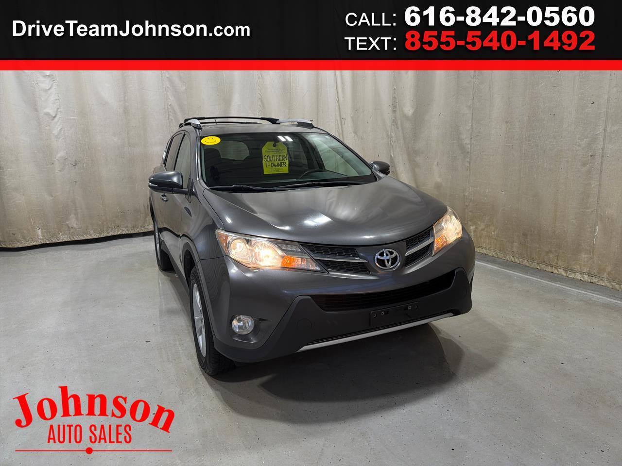 Toyota RAV4 FWD 4dr XLE (Natl) 2014