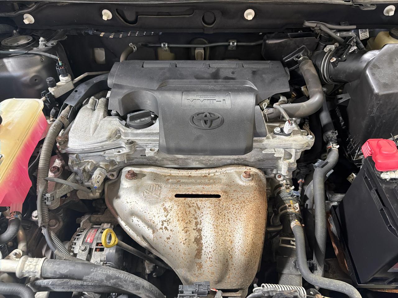 Toyota RAV4 FWD 4dr XLE (Natl) 2014