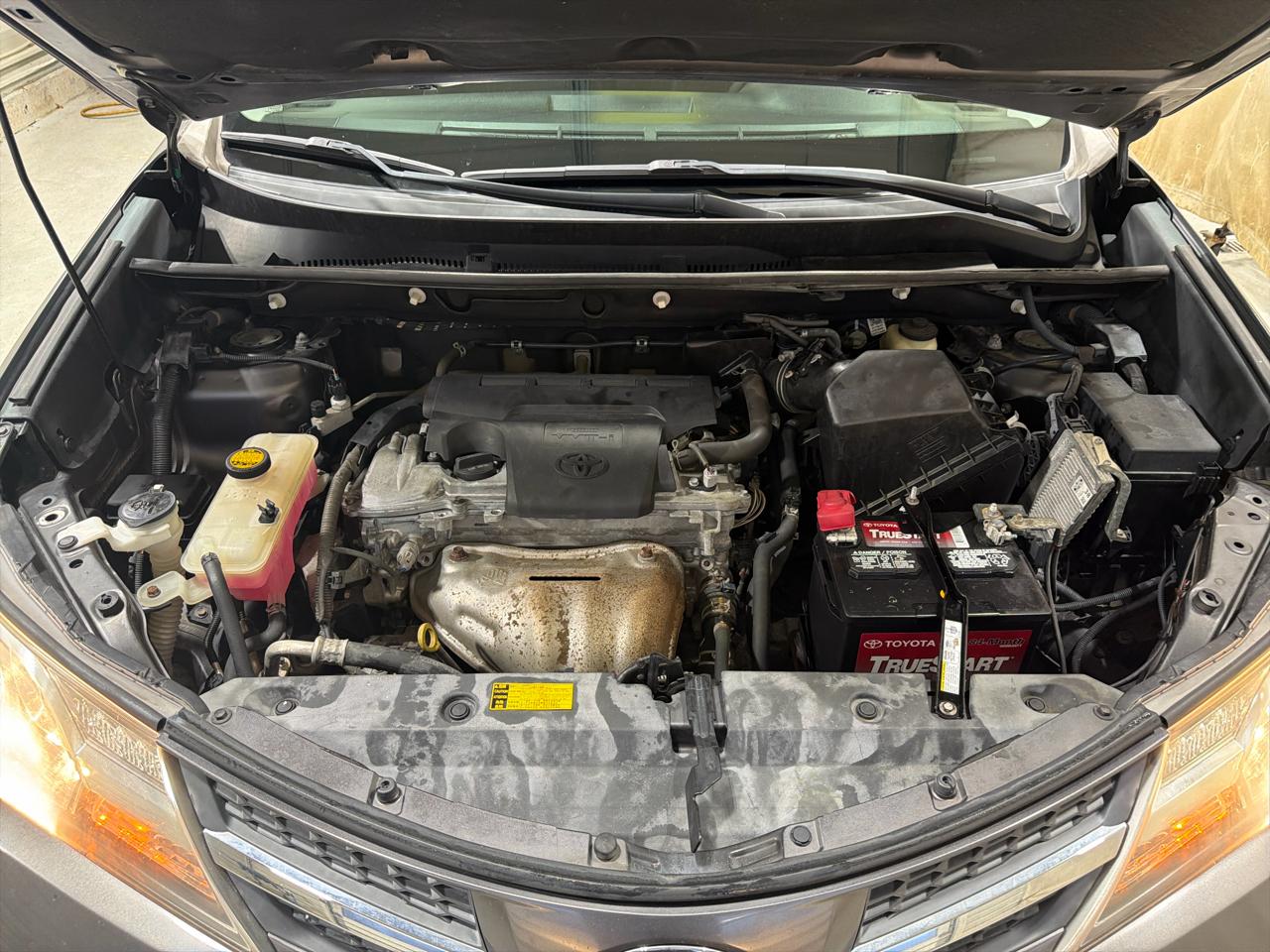 Toyota RAV4 FWD 4dr XLE (Natl) 2014