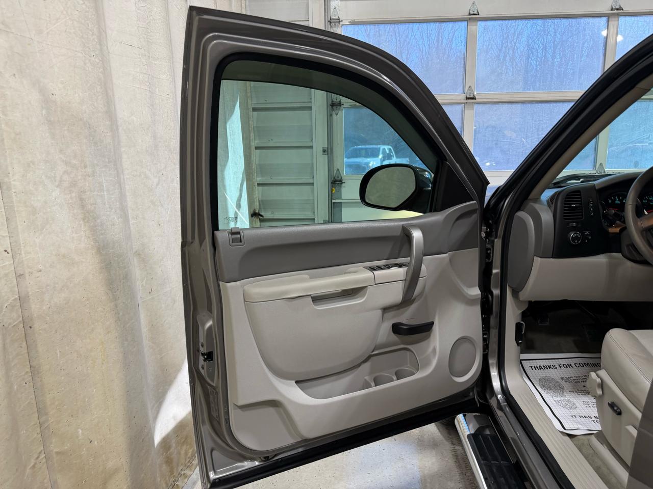 Chevrolet Silverado 1500 4WD Crew Cab 143.5" LT 2013