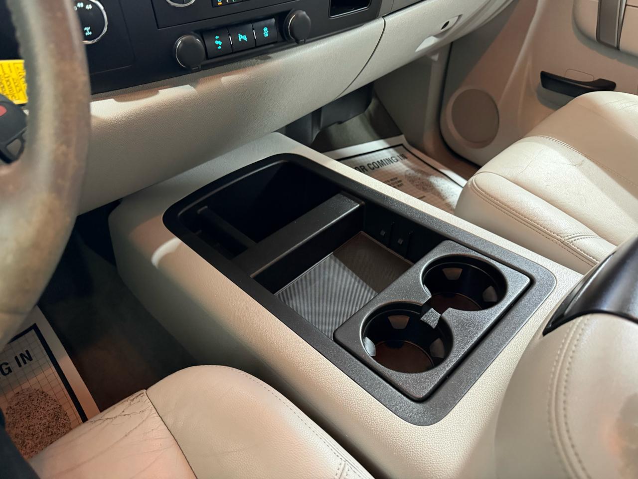 Chevrolet Silverado 1500 4WD Crew Cab 143.5" LT 2013