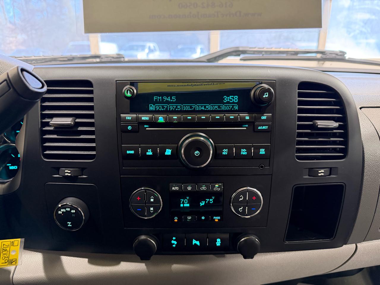 Chevrolet Silverado 1500 4WD Crew Cab 143.5" LT 2013