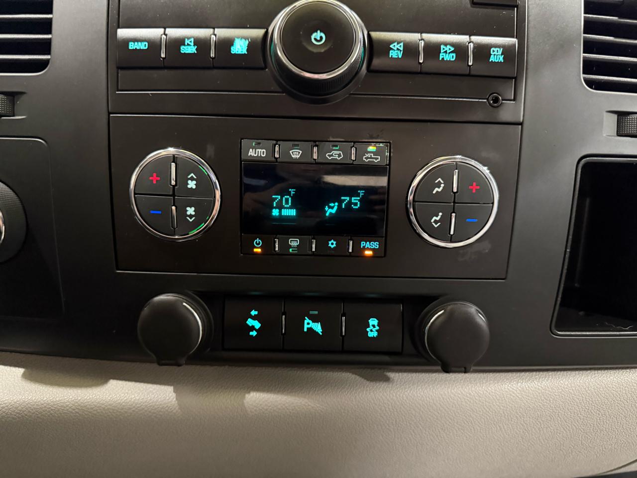 Chevrolet Silverado 1500 4WD Crew Cab 143.5" LT 2013